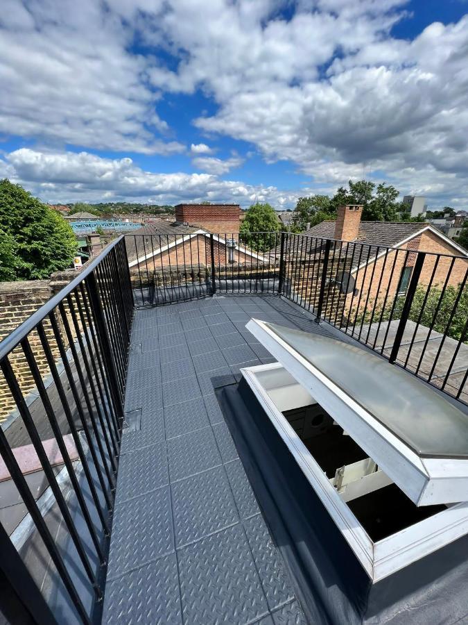 Lovely 2 Bedroom Flat With Roof Terrace In London Nw6 Londres Exterior foto