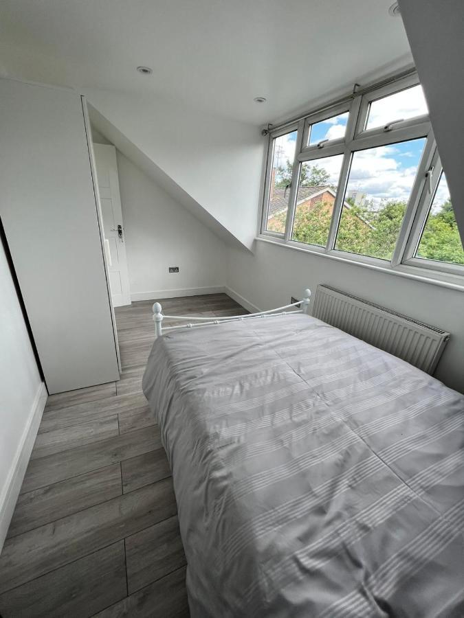 Lovely 2 Bedroom Flat With Roof Terrace In London Nw6 Londres Exterior foto